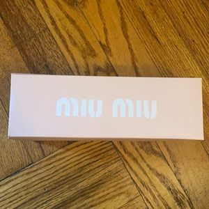 Miu miu small pink box